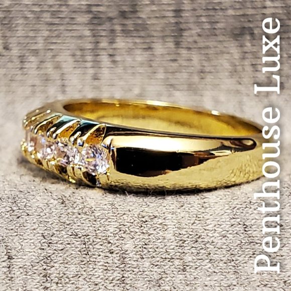 FINAL RESTOCK!! Brilliant Cut Yellow Gold Spine Prong Ring - Picture 2 of 6